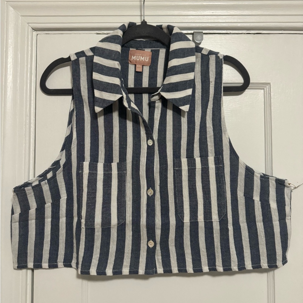 Show Me Your MuMu Button Down Crop Top